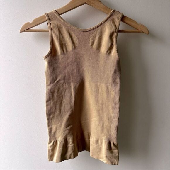 Nude Shapewear Tank Top Size Small/Medium bodycon base layer bralette layering - Picture 2 of 2